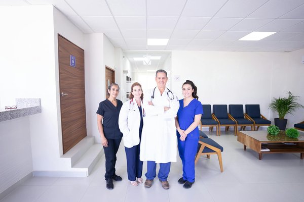 In che modo una dieta equilibrata può contribuire a ridurre i sintomi dell'eczema?